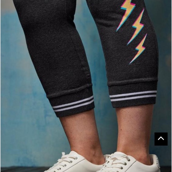 🩷 LOVESICK TORRID GREY JOGGERS 🩷 - Picture 3 of 6